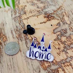 Disney Parks Castle Trading pin